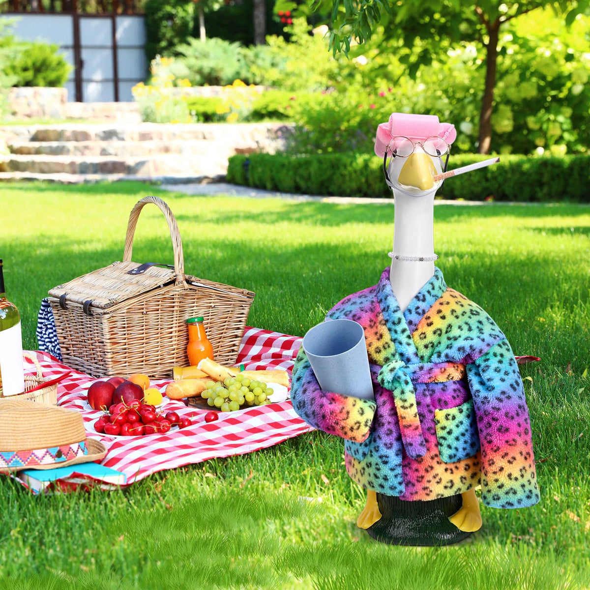 Sunnymove pearl necklace and bathrobe accents elevate garden statue charm