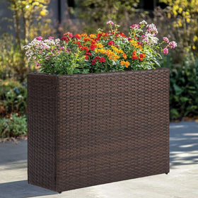 SUNNYPARK planter features a removable liner for soil management.