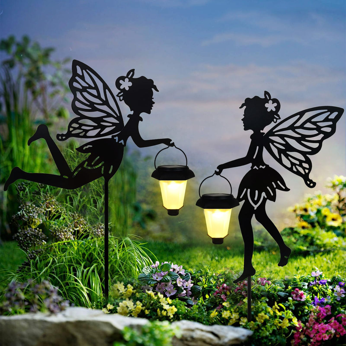 SUNNYPARK garden stake set creates inviting ambience for patios and walkways.