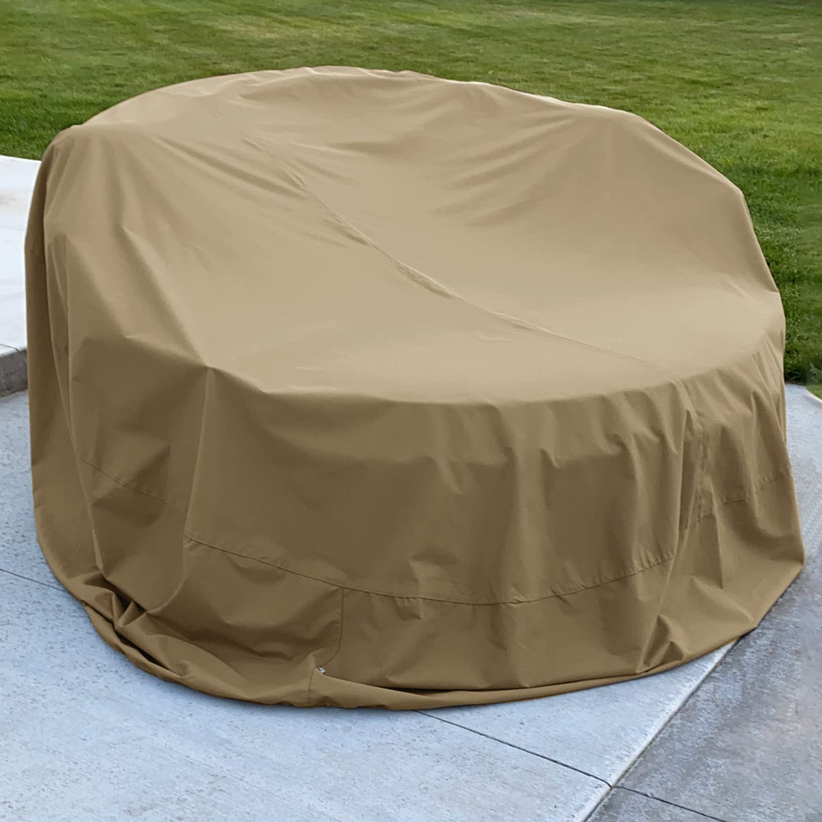 SunPatio waterproof seams image shows reinforced stitching for rain resistance