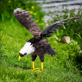 SUNREEK bald eagle garden decor with wings extended for dramatic yard display.