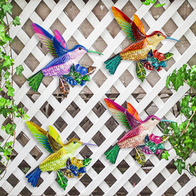Each bird features a protective coating to resist fading and rust