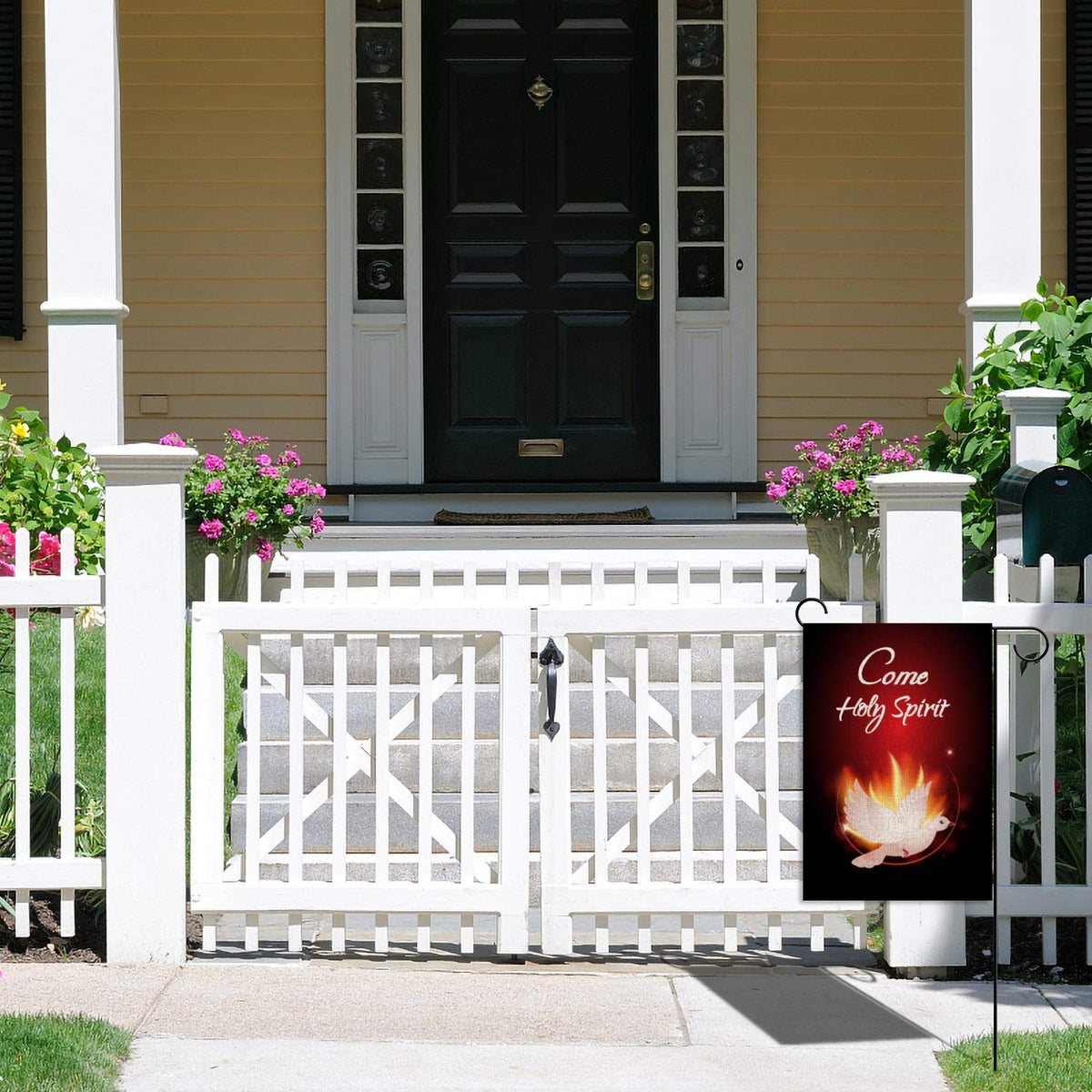 Sunwer linen flag suitable for patio and garden outdoor decor.