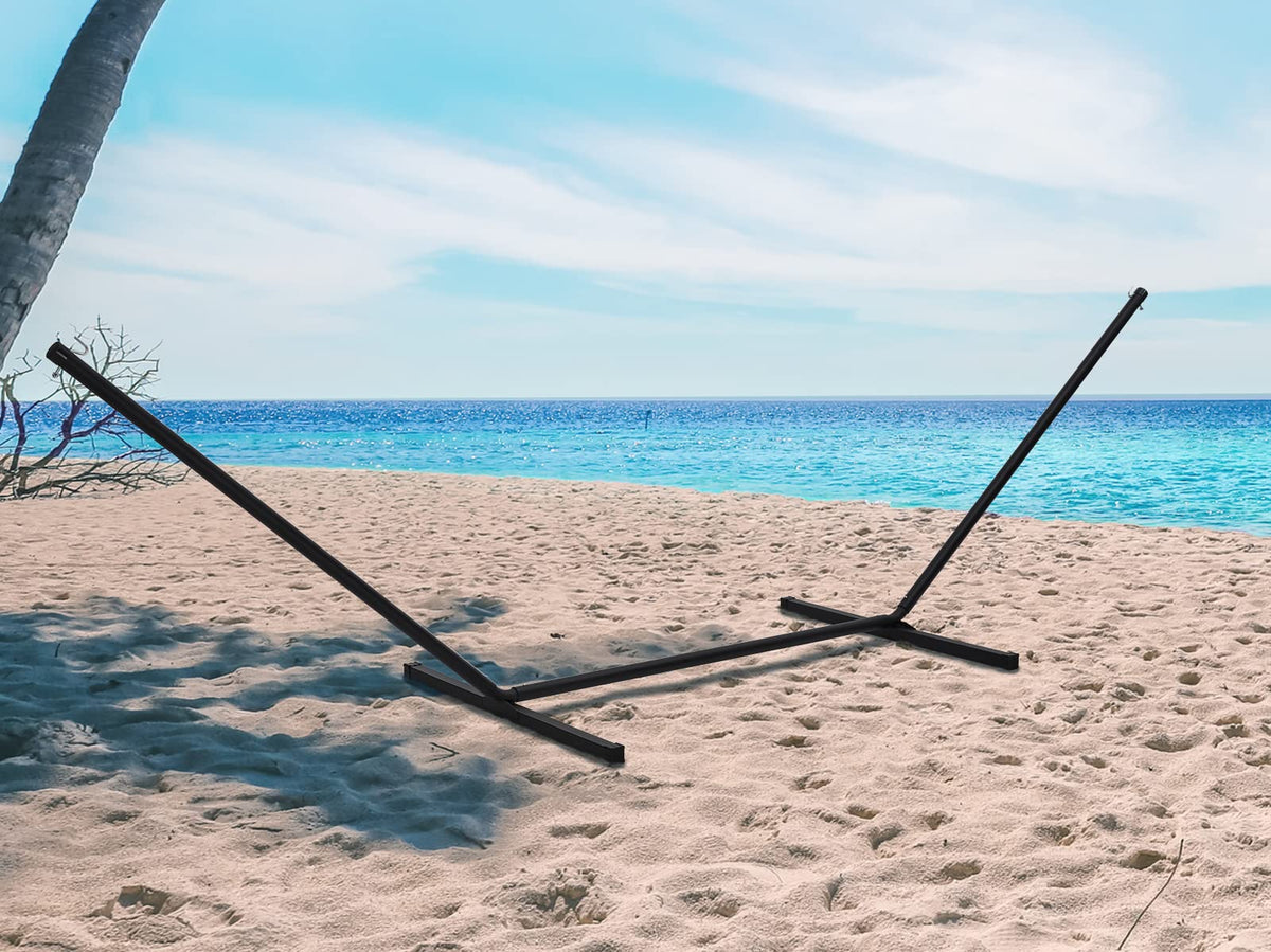 SUPERJARE 450 lb capacity stand supports two-person lounging outdoors.