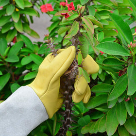 Supersfel unisex gardening gloves suit both women and men.