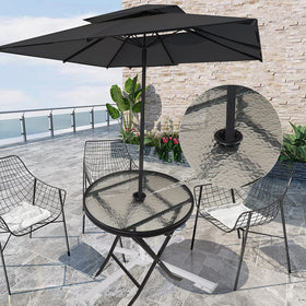 SUQ I OME wind-stabilization ring reduces parasol sway in gusty winds.