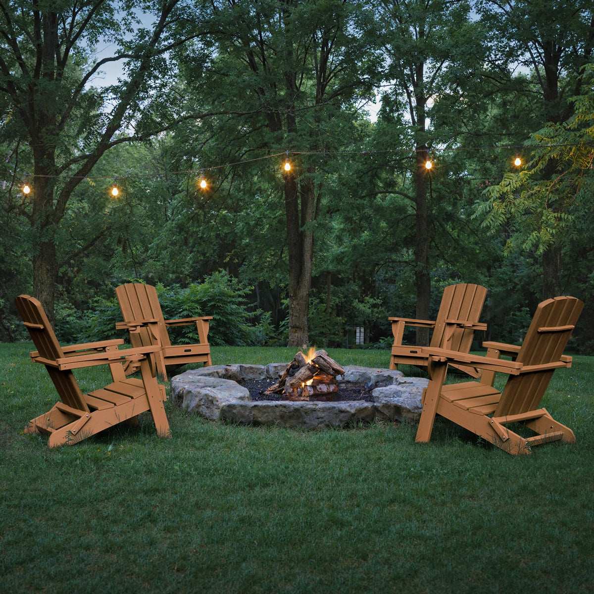 SUUNYN HDPE furniture demonstrates weather resistance for year-round use