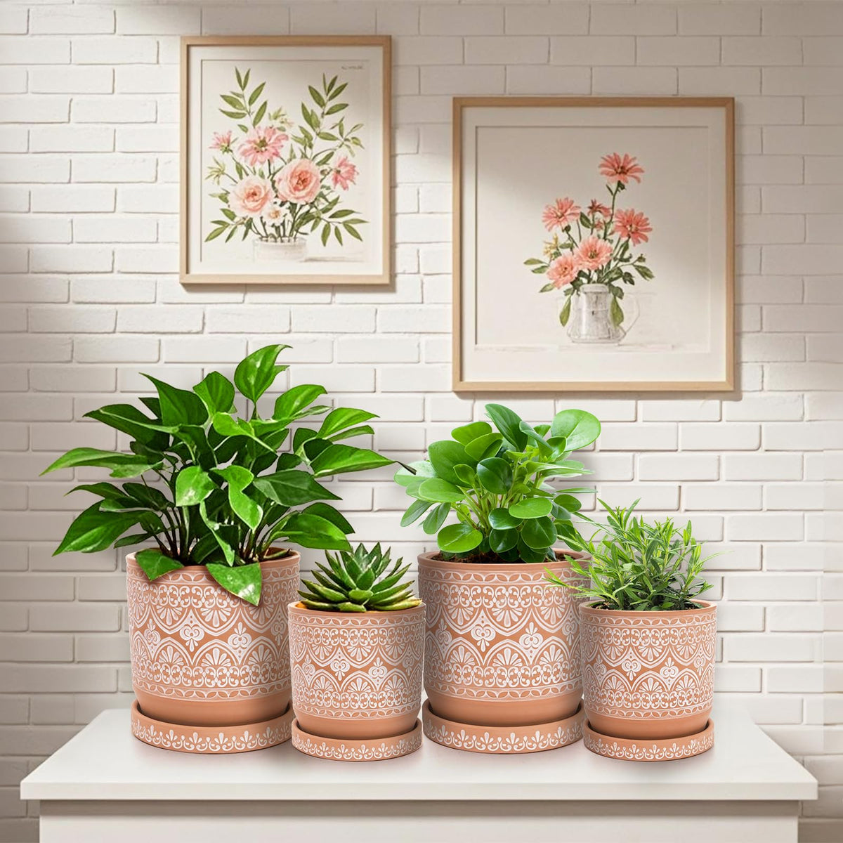 Suwimut gift-ready set ideal for birthdays or housewarmings with natural tone.