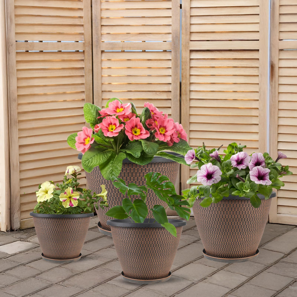 Svxtoby 12-inch planter showing top and bottom diameter specs for fit planning.