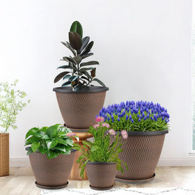 Svxtoby sturdy recyclable plastic planter built for long-lasting outdoor use.