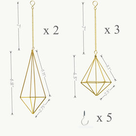 SZRUIZFZ geometric square hanger closeup in gold metal for durable displays