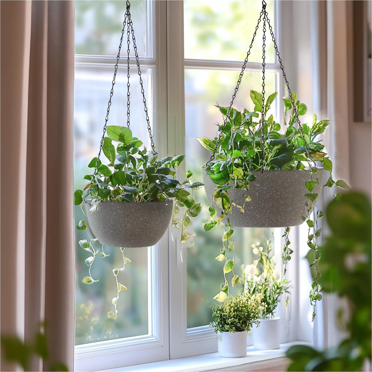 T4U 2-pack hanging planters grey durable plastic designed for indoor or outdoor use.