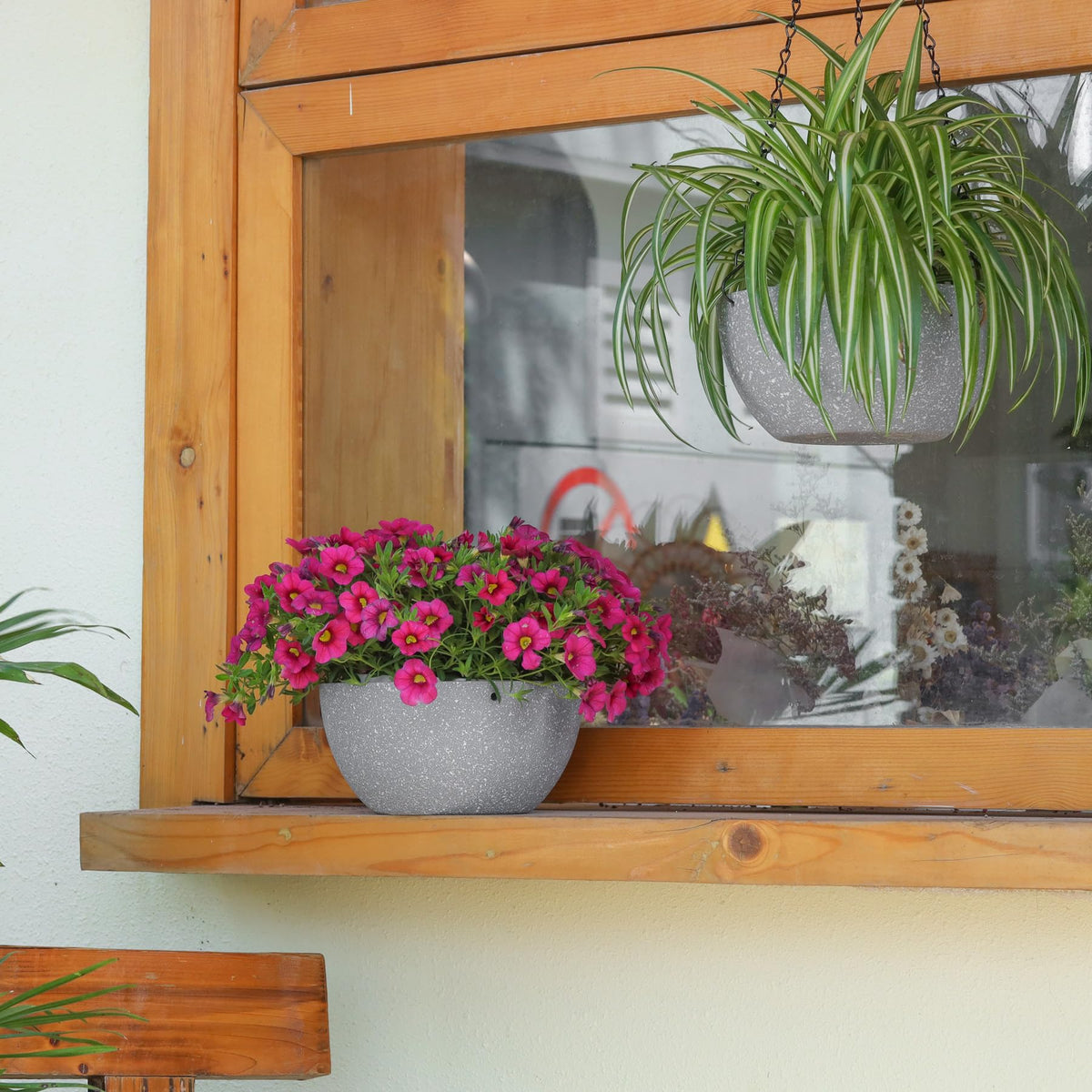 T4U indoor outdoor planters are lightweight yet sturdy for easy handling.
