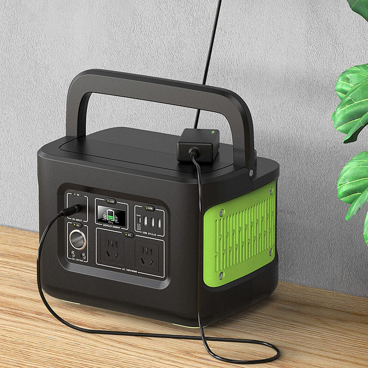 TAIFU jackery-compatibility-overview image highlights broad device support and safe charging.