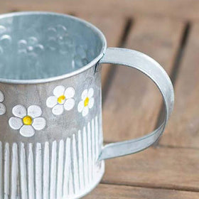 Taotenish vintage tin bucket with daisy motif for home decor