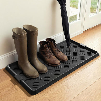 tchdio rubber boot tray close-up with raised edges for entryway containment