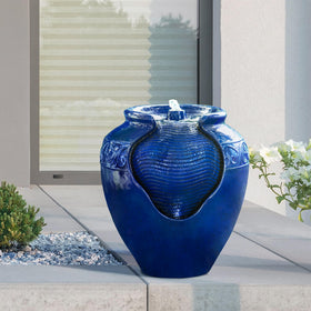 Teamson Home built-in pump provides continuous water circulation without plumbing