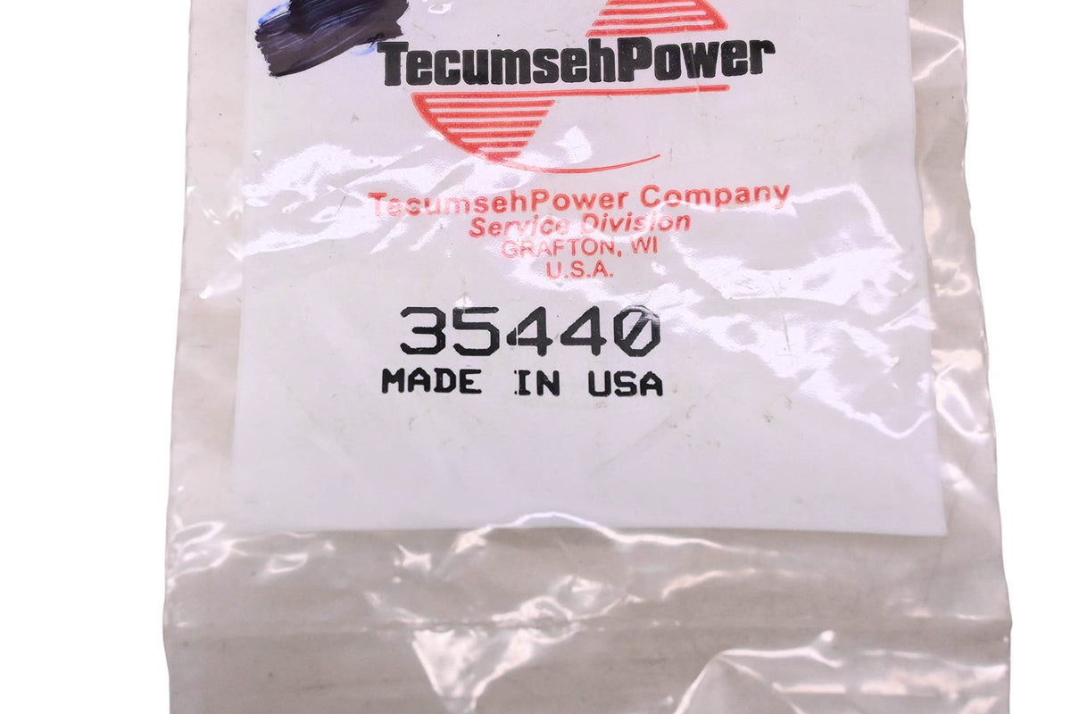 Tecumseh 35440 knob package showing genuine OEM parts ready to install