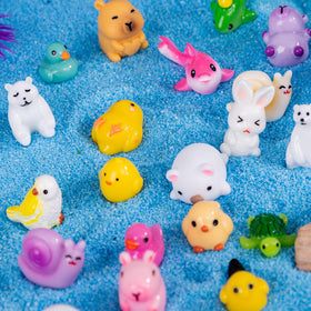 Teenzee mini resin ladybug figure adds charm to crafts