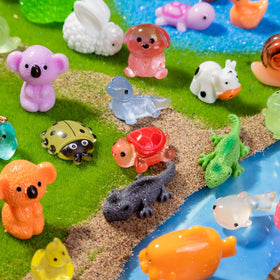 Teenzee mini resin lizard figure for playful crafts and scene building.