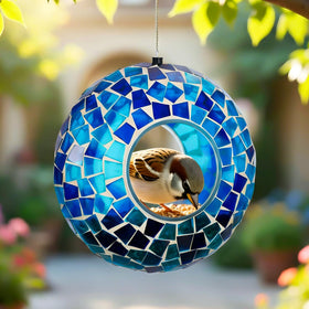 Tegarbed makes a thoughtful gift for bird lovers and gardeners