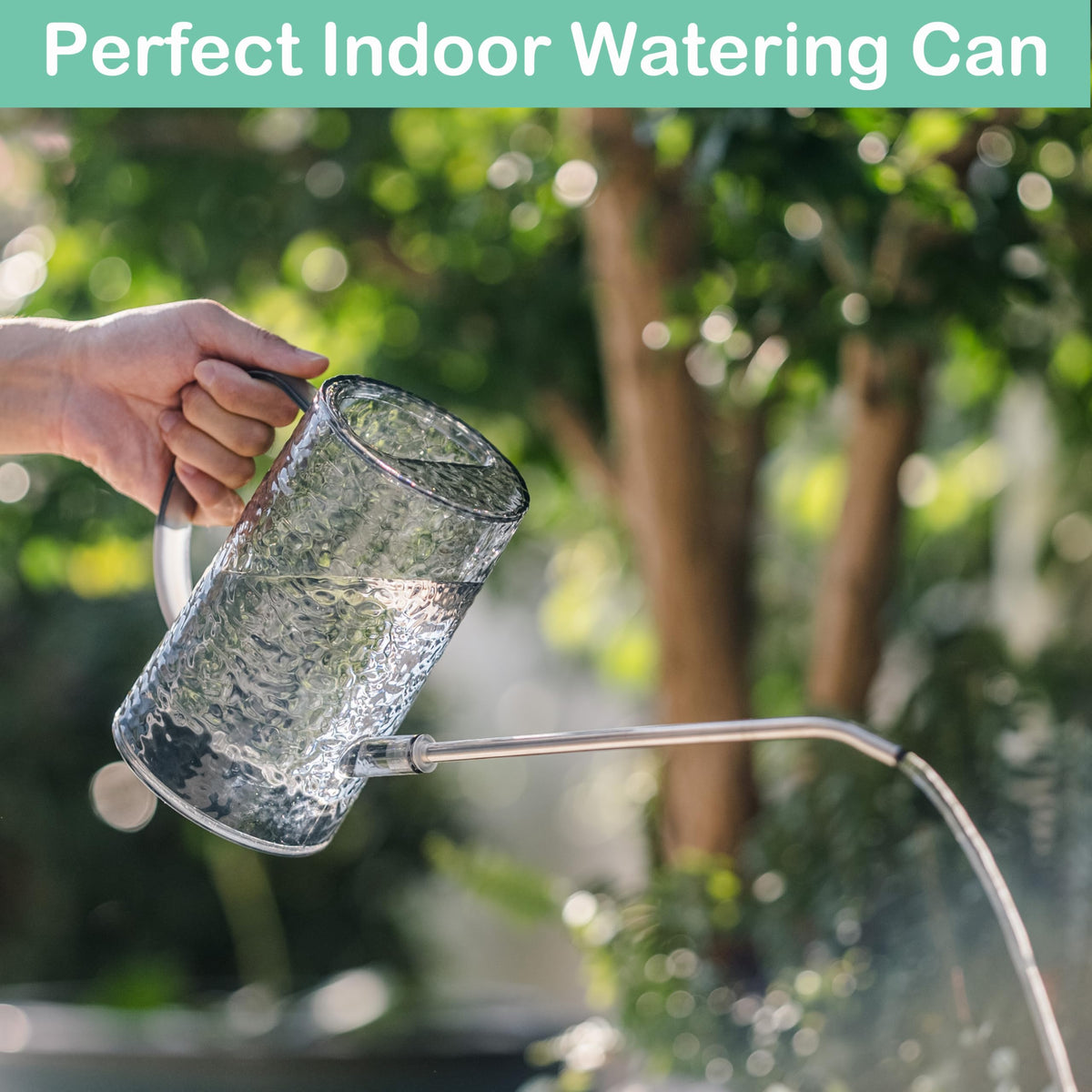 Tennedriv Green lightweight design for easy handling during plant care.
