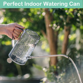 Tennedriv Green lightweight design for easy handling during plant care.