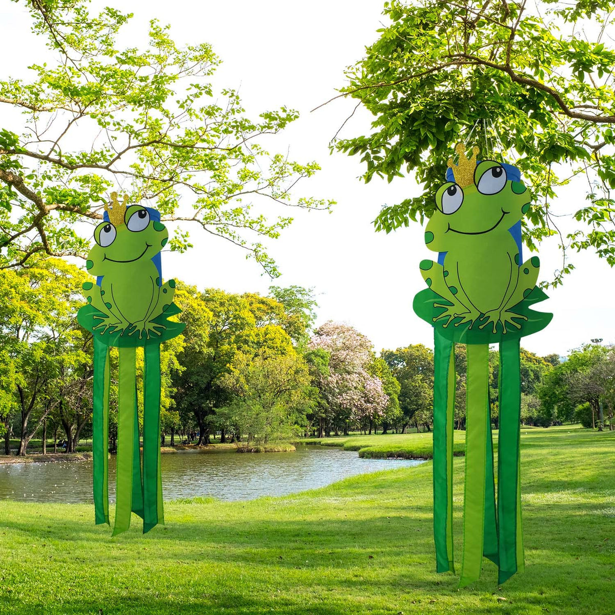 THQZLH outdoor windsock frog invites smiles and easy yard decoration.