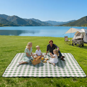TigeJoy waterproof base picnic blanket keeps moisture out for outdoor use