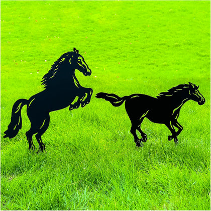TIGGSY horse garden stake front view enhances yard appeal.