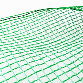 Tilvex poultry net supports safe poultry enclosures in yards.