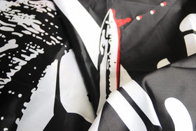 Time Roaming Dead Man's Chest flag packaging includes hardware and setup