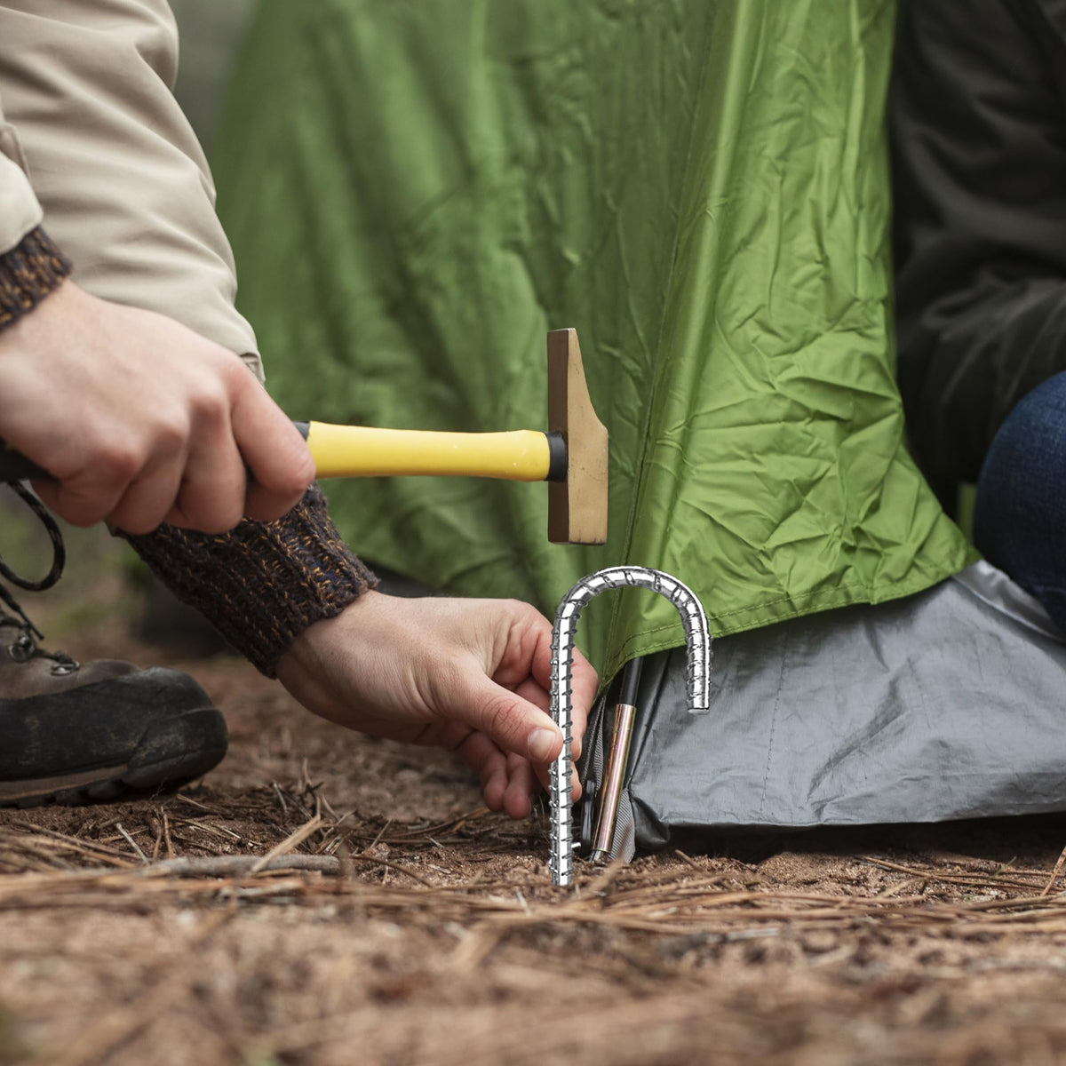 Tingyuan ground anchors enable easy installation with quick securement.