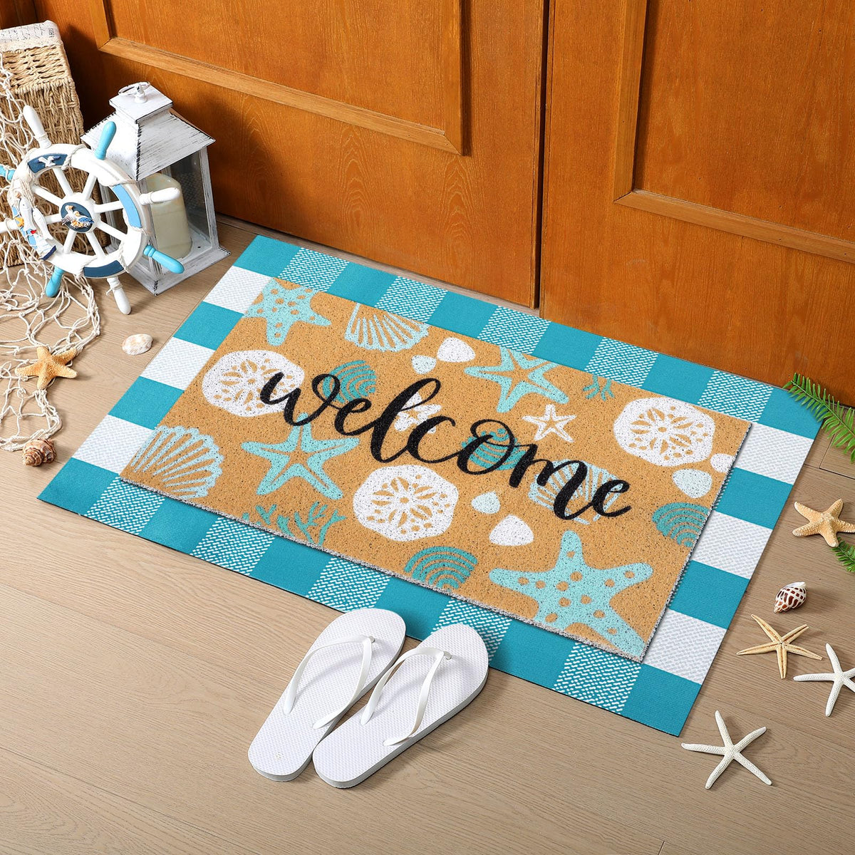 Tinideya easy-clean mat helps maintain a tidy threshold