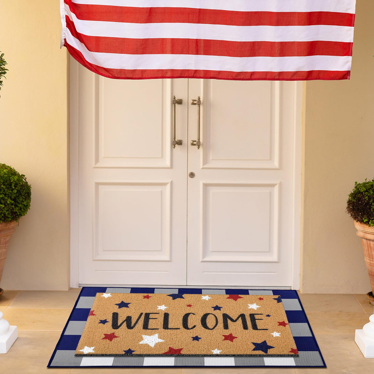 Tinideya plaid design rug coordinates gray and blue tones.