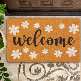 Tinideya spring door mat with daisy print helps keep dirt at bay.