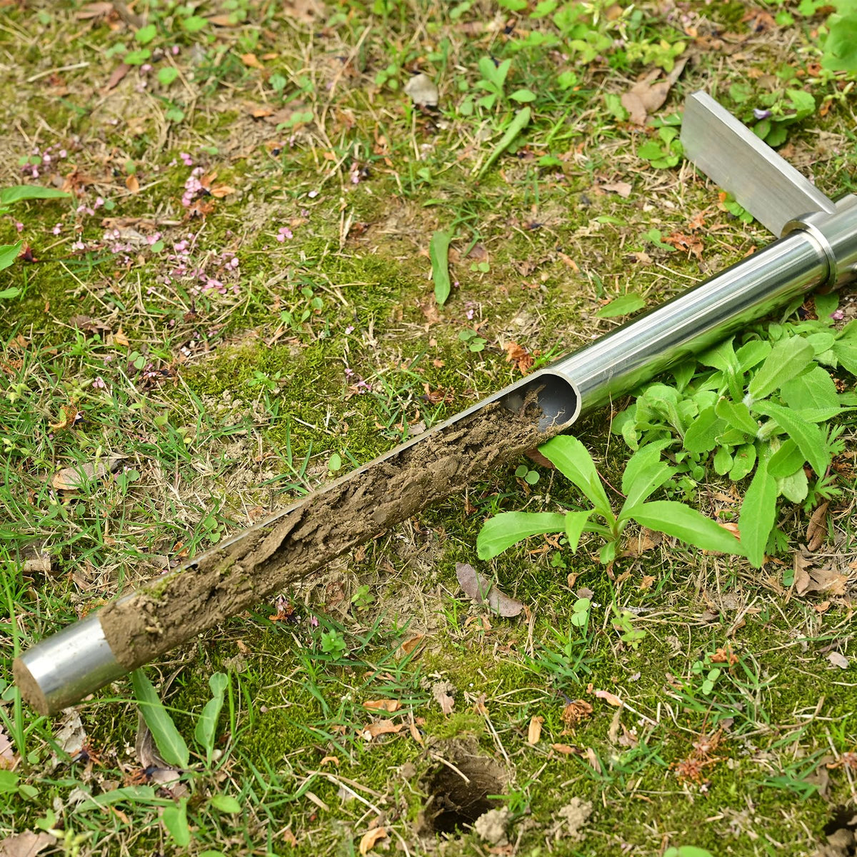 TIRYIUOU portable-gardening soil-core-probe: ideal for beds and lawns