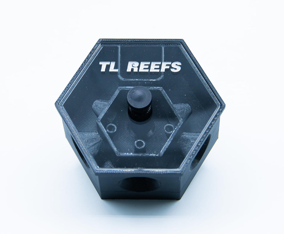 TL Reefs Bristle Worm Trap demonstrates precision bait-entry design for targeted capture.