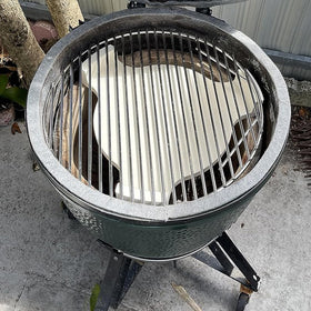 Tmozyar inner 14-inch diameter provides spacious indirect cooking zone.