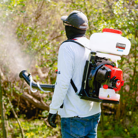 Tomahawk Power 3HP engine detail highlights durable construction for garden use.