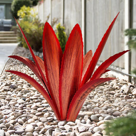 TOMBABY agave garden sculpture with 12 red leaves for vibrant outdoor decor.