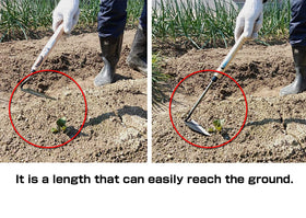 Tomerry Nejiri Kama twisted design guides the blade along the soil.