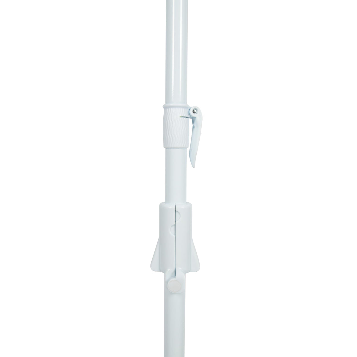 Tommy Bahama durable-pole-and-ribs ensure long-lasting outdoor use