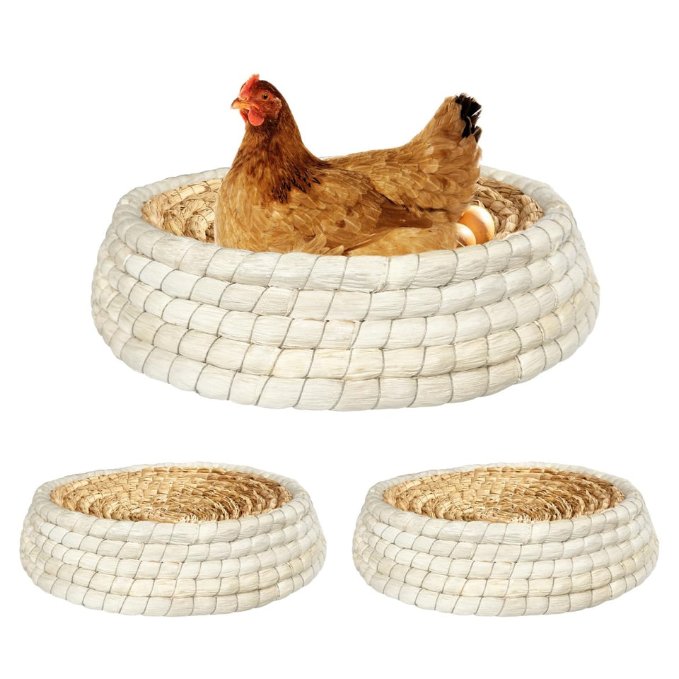 Toolzeen chicken nest with flat base straw provides a safe, comfortable laying space.