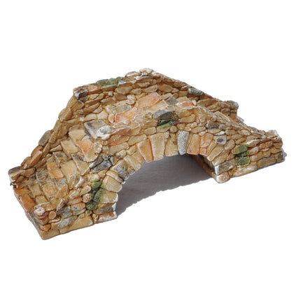 Top Collection cobblestone bridge figurine enhances fairy garden scenes and terrarium displays.