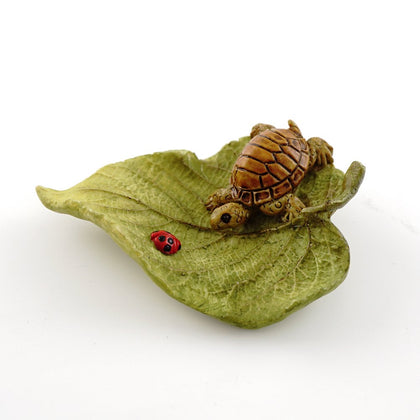 Top Collection turtle-on-leaf miniature adds whimsical charm to your fairy garden