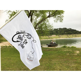 TOPFLAGS white flag 2x3ft with brass grommets ready for outdoor use.