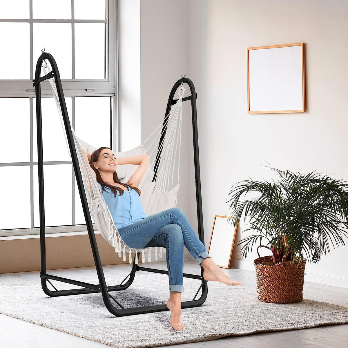 TOREVSIOR Hammock Chair with Stand side pocket for phone or book during relaxation.