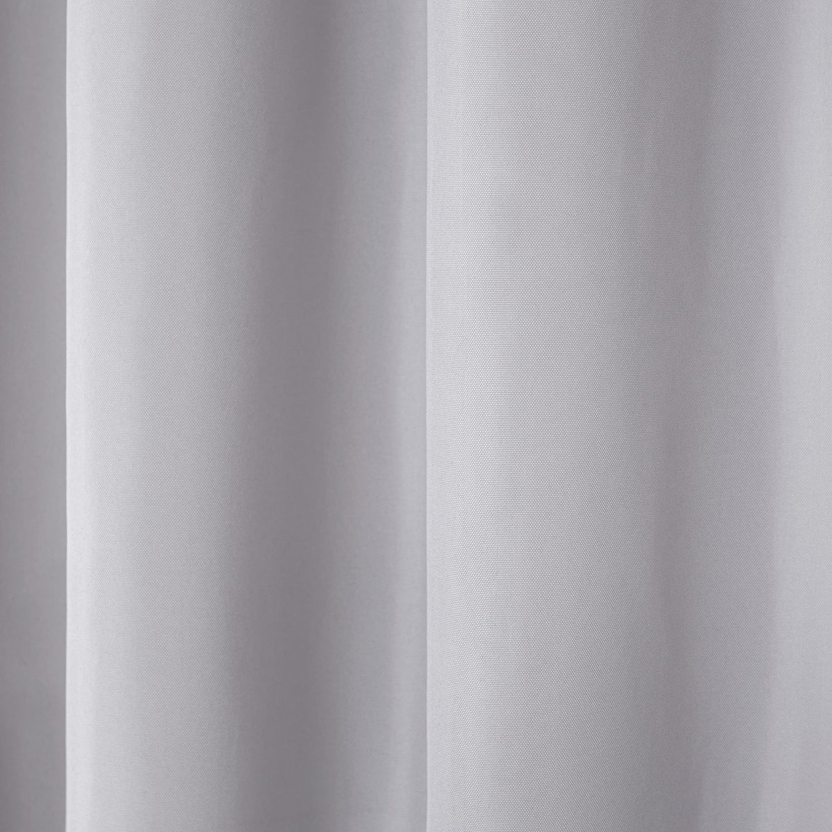 Town and Country Basics Cabana panel featuring eight rust-proof grommets for easy mounting.