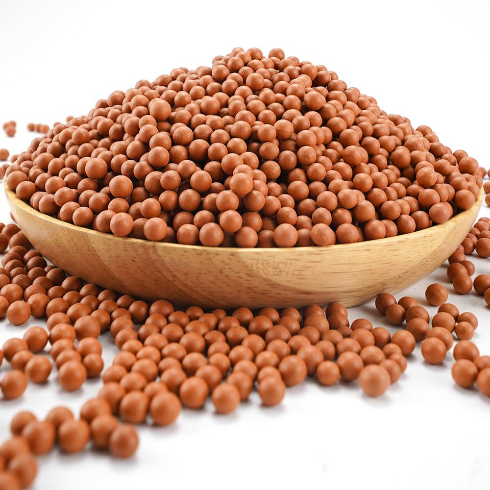 TOYPOPOR clay pebbles close-up showing honeycomb pores for water retention in hydroponics
